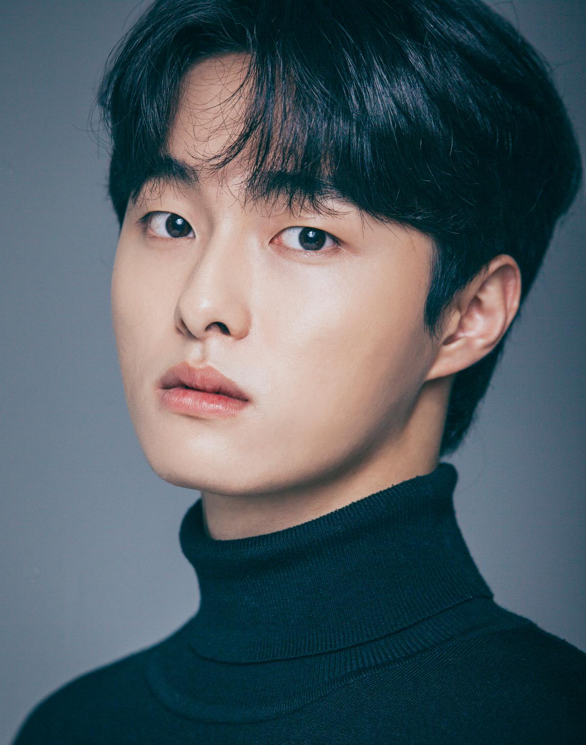 Chan-Young Yoon